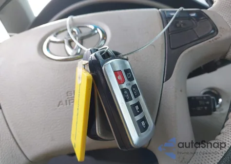 2013 Toyota Sienna Xle V6 8 Passenger из США, поврежденный, VIN 5TDYK3DC8DS372997